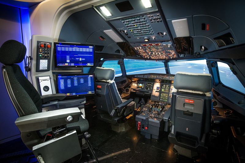Simulator Cockpit Innenraum